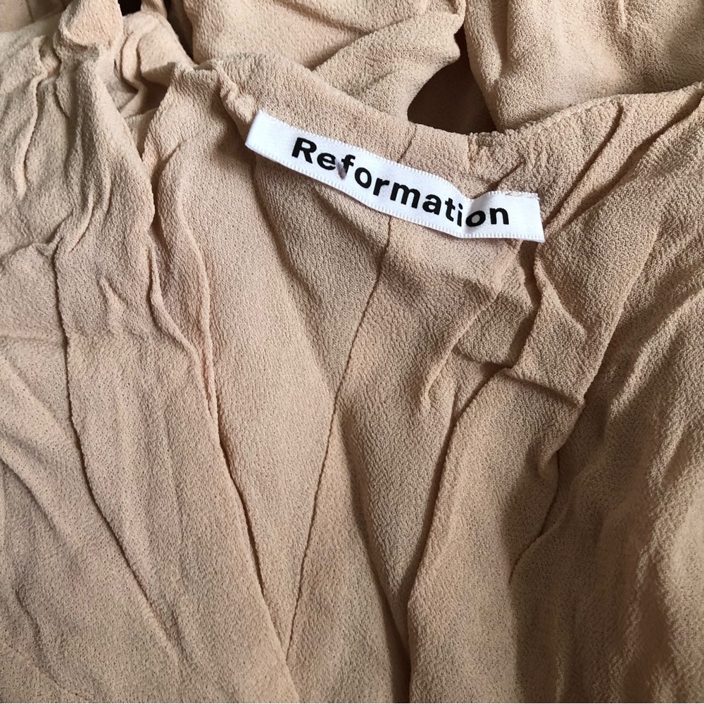 ✨ SALE✨ Reformation Callalily Dress - Champagne - Picture 6 of 8